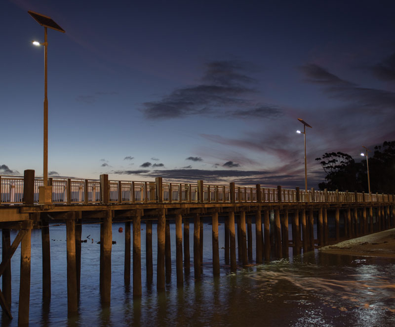Tooradin jetty solar lighting