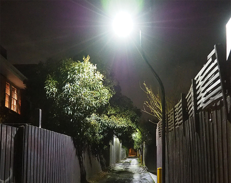 Leadsun AE6 light at Norman Street Laneway at night