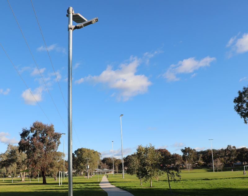 Wodonga pathway solar lighting